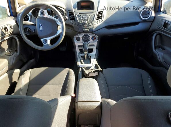 3FADP4BJ3KM165718 2019 FORD FIESTA Blue Dashboard view