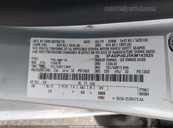 3FADP4BJ5KM143820 2019 FORD FIESTA Silver Widok komory silnika