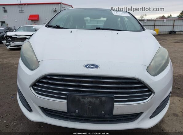 3FADP4BJ8GM141826 2016 FORD FIESTA Белый Вид щитка приборов