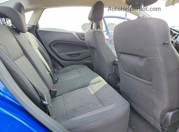 3FADP4BJ8KM137686 2019 FORD FIESTA Blue Vista de los asientos traseros