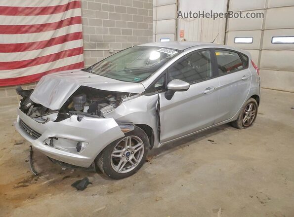 3FADP4EJ7KM143474 2019 FORD FIESTA Серебряный Передняя левая четверть