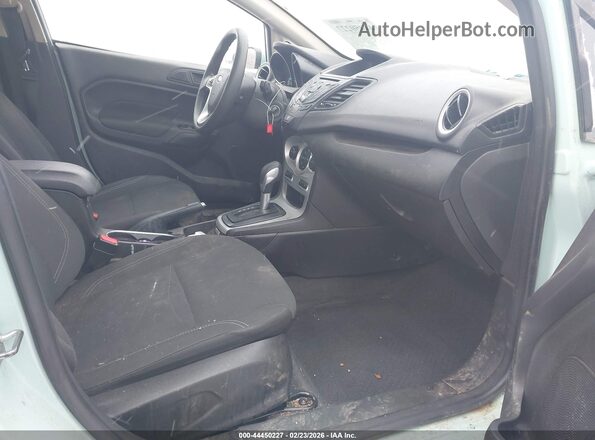 3FADP4EJ9HM131593 2017 FORD FIESTA Teal Widok wnętrza z przodu