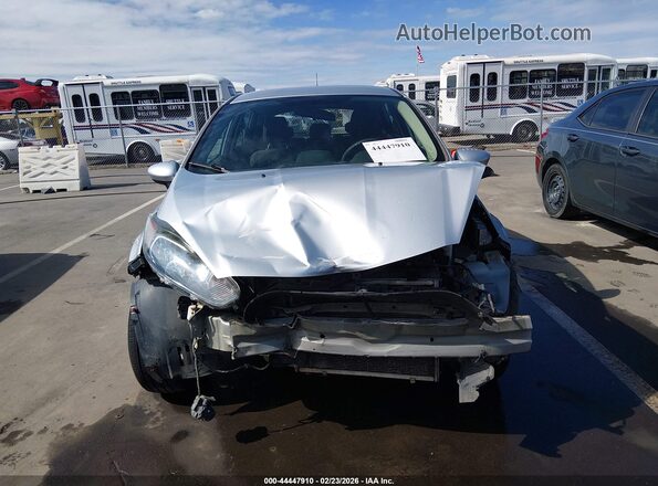 3FADP4EJ9KM150457 2019 FORD FIESTA Silver Widok wnętrza z tyłu