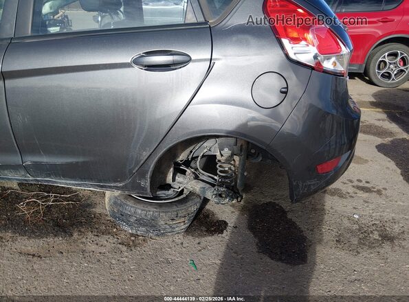 3FADP4EJXJM143760 2018 FORD FIESTA Серый Вид спереди