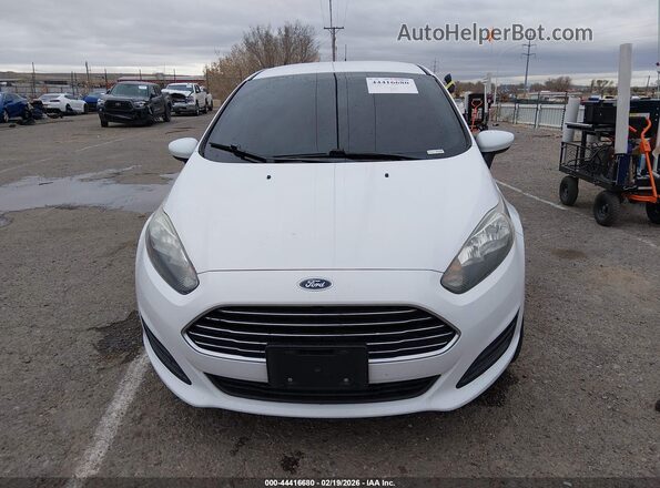 3FADP4TJ1JM100847 2018 FORD FIESTA Белый Вид щитка приборов