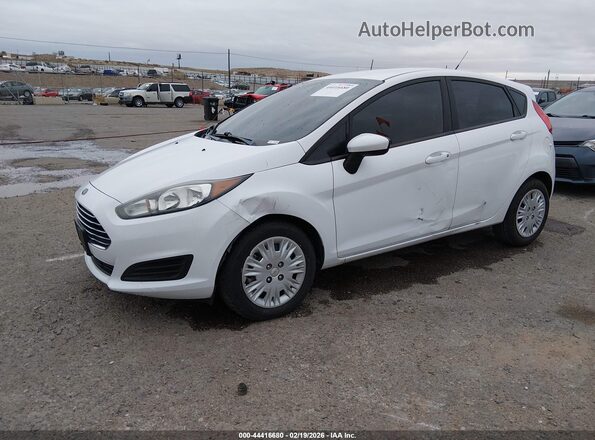 3FADP4TJ1JM100847 2018 FORD FIESTA Белый Передняя левая четверть