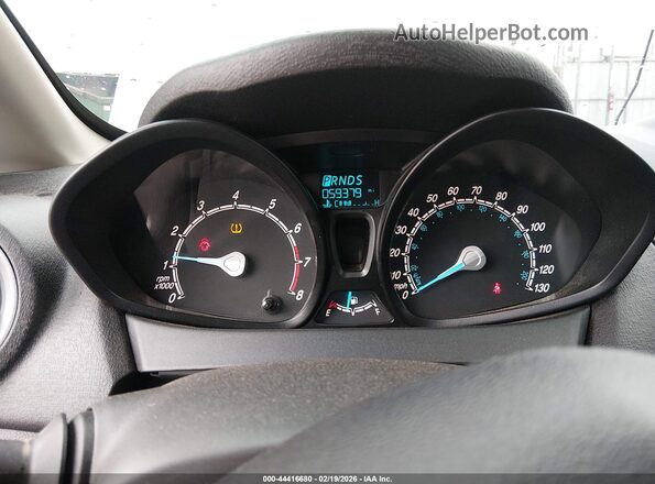 3FADP4TJ1JM100847 2018 FORD FIESTA Белый Вид задних сидений