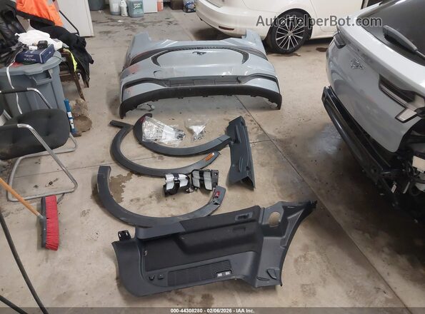 3FMTK1S57RMA43472 2024 FORD MUSTANG MACH-E Серый Вид щитка приборов