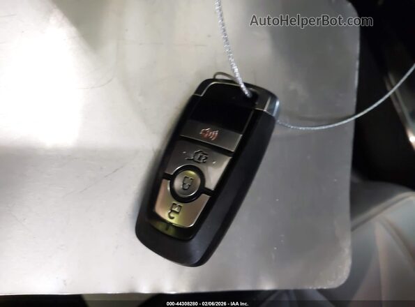3FMTK1S57RMA43472 2024 FORD MUSTANG MACH-E Серый Вид панели приборов