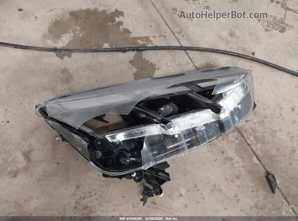 3FMTK1S57RMA43472 2024 FORD MUSTANG MACH-E Серый 