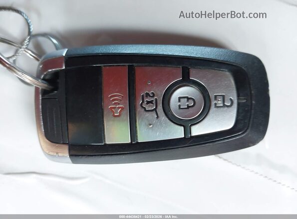 3FMTK1SS2MMA41630 2021 FORD MUSTANG MACH-E Черный Вид панели приборов