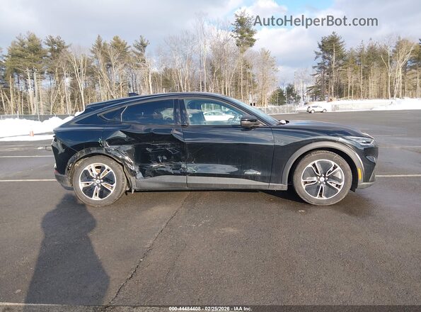 3FMTK1SS8MMA46542 2021 FORD MUSTANG MACH-E Черный Вид задней части салона