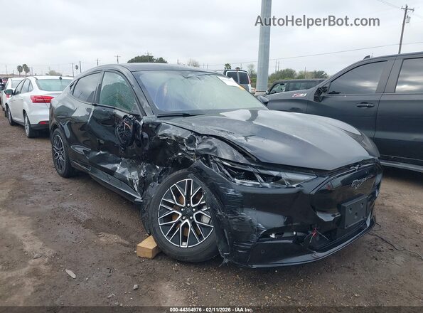 3FMTK3R49RMA15391 2024 FORD MUSTANG MACH-E PREMI Черный Вид спереди
