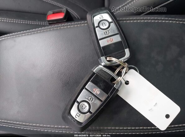 3FMTK3R49RMA15391 2024 FORD MUSTANG MACH-E PREMI Черный Вид панели приборов