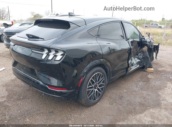 3FMTK3R49RMA15391 2024 FORD MUSTANG MACH-E PREMI Черный Задняя правая четверть