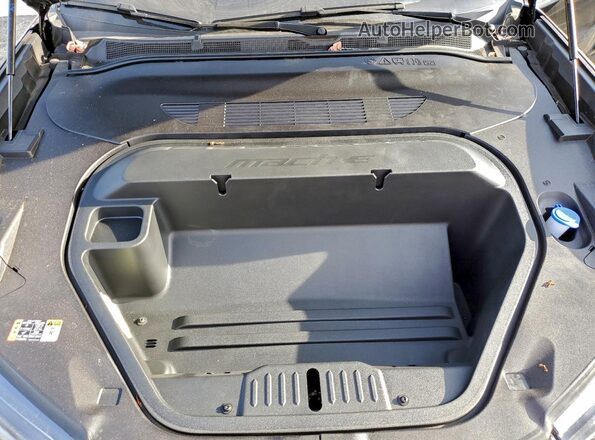 3FMTK3R76SMA12951 2025 FORD MUSTANG MACH-E PREMI Black Widok komory silnika