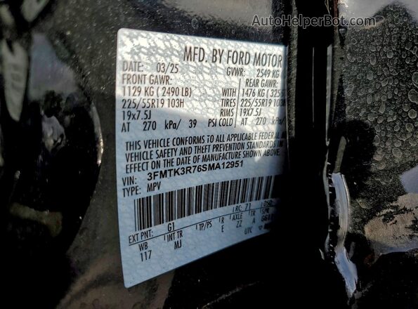 3FMTK3R76SMA12951 2025 FORD MUSTANG MACH-E PREMI Black Widok naklejki z numerem VIN