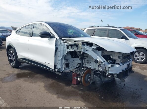 3FMTK3RM2PMA31302 2023 FORD MUSTANG MACH-E PREMI White წინა ხედი