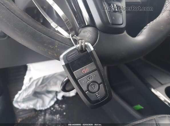 3FMTK3SU0NMA27255 2022 FORD MUSTANG MACH-E PREMI Серый Вид панели приборов