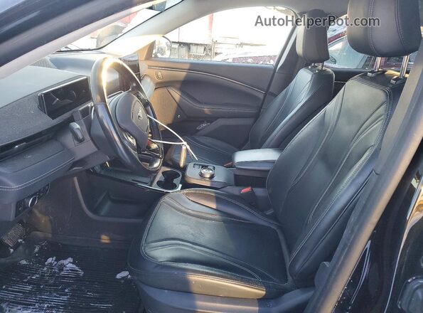 3FMTK3SU6RMA12359 2024 FORD MUSTANG MACH-E PREMI Черный Вид салона спереди