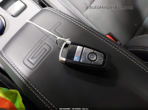 3FMTK4SX1PMA53558 2023 FORD MUSTANG MACH-E Серый Вид панели приборов