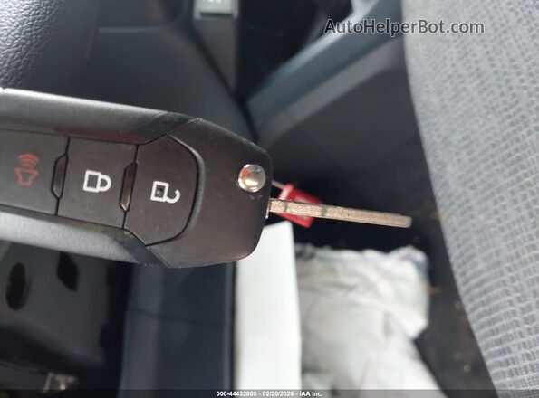 3FTTW8BAXTRA04528 2026 FORD MAVERICK White Vista del salpicadero
