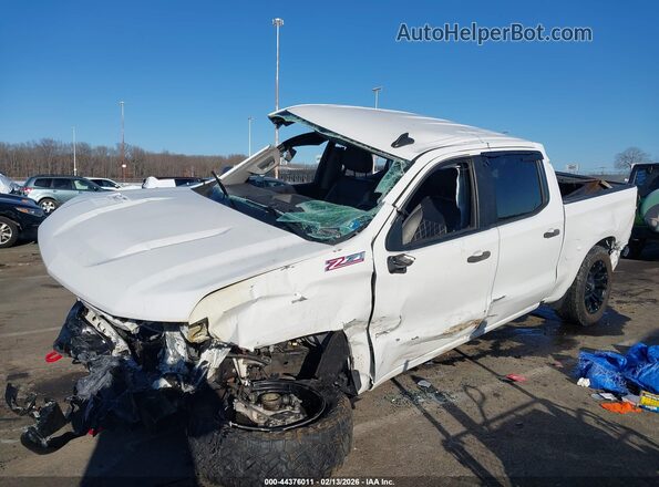 3GCPYCEF3LG240987 2020 CHEVROLET SILVERADO Белый Передняя левая четверть