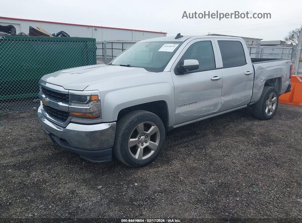 3GCUKNEH0GG307178 2016 CHEVROLET SILVERADO Серебряный Передняя левая четверть