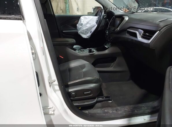 3GKALPEV8JL243055 2018 GMC TERRAIN Белый Вид салона спереди