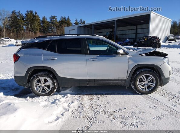 3GKALTEV8ML335876 2021 GMC TERRAIN Серебряный Панорамный вид салона 360°