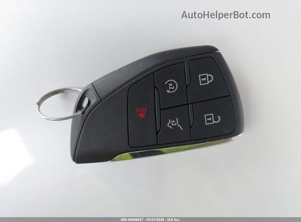 3GN7DSRP9SS221713 2025 CHEVROLET EQUINOX Белый Вид панели приборов
