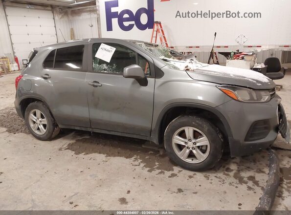 3GNCJKSB8LL217654 2020 CHEVROLET TRAX Gray Przód prawy