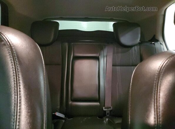 3GNCJLSB4GL229876 2016 CHEVROLET TRAX Бордовый Вид задних сидений