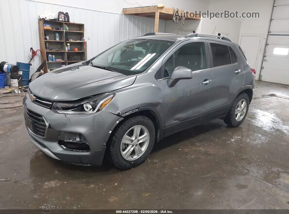 3GNCJLSB7LL301275 2020 CHEVROLET TRAX Серый Передняя левая четверть