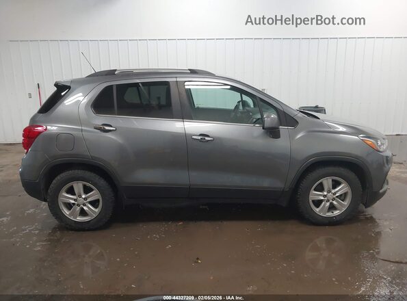 3GNCJLSB7LL301275 2020 CHEVROLET TRAX Серый Вид задней части салона