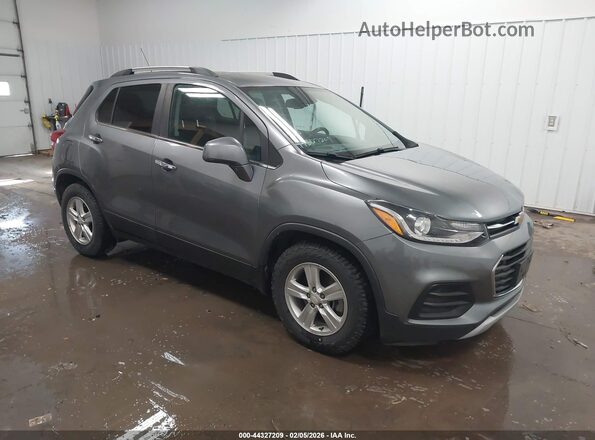 3GNCJLSB7LL301275 2020 CHEVROLET TRAX Серый Передняя правая четверть