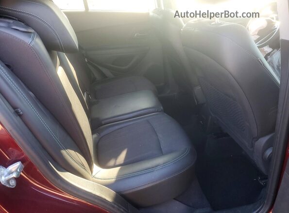 3GNCJPSB1GL140144 2016 CHEVROLET TRAX Красный Вид задней части салона