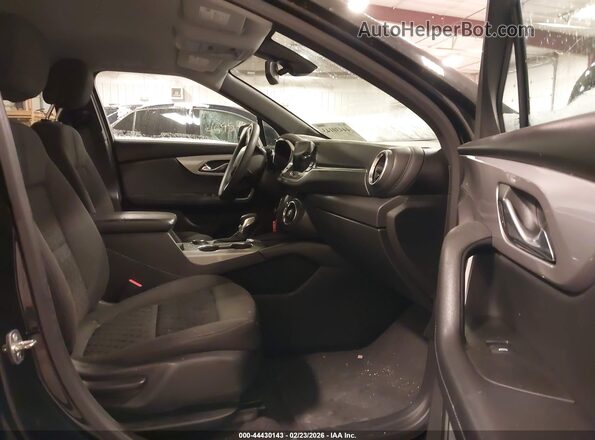 3GNKBCR41MS521549 2021 CHEVROLET BLAZER Черный Вид салона спереди