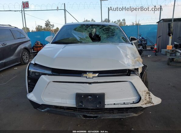 3GNKDBRM3SS177188 2025 CHEVROLET OTHER White Widok zestawu wskaźników