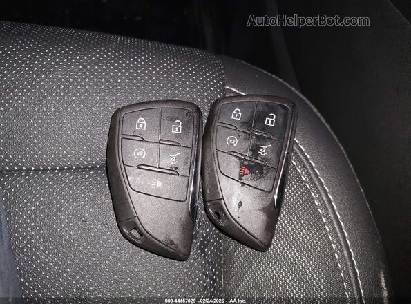 3GNKDBRM4SS171867 2025 CHEVROLET OTHER Синий Вид панели приборов