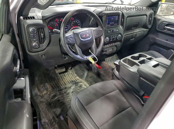 3GTNUAEK6RG123739 2024 GMC SIERRA White Widok deski rozdzielczej