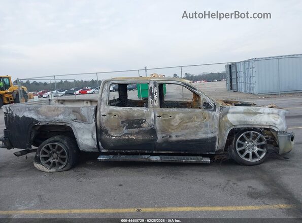 3GTP1PEJ9JG443671 2018 GMC SIERRA Черный Вид щитка приборов
