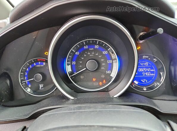 3HGGK5H41KM750053 2019 HONDA FIT Silver უკანა სავარძლების ხედი