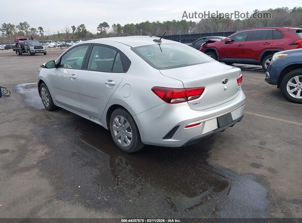 3KPA24AD2ME404986 2021 KIA RIO Серебряный Задняя левая четверть