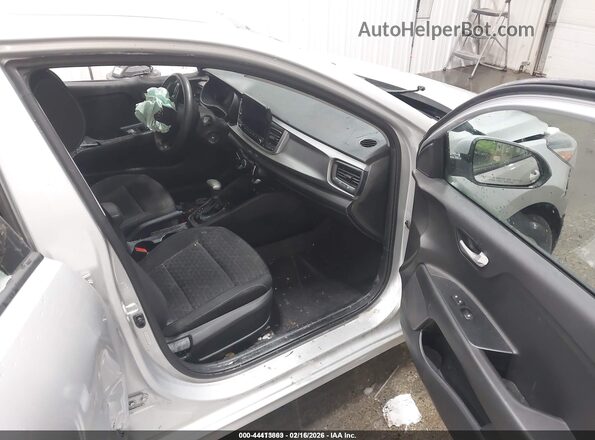 3KPA24AD4ME386457 2021 KIA RIO Silver Vista interior delantera