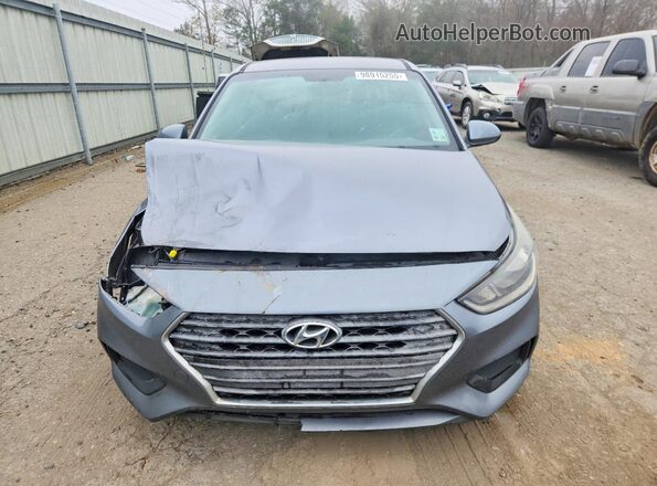 3KPC24A31JE020385 2018 HYUNDAI ACCENT Серый Вид спереди