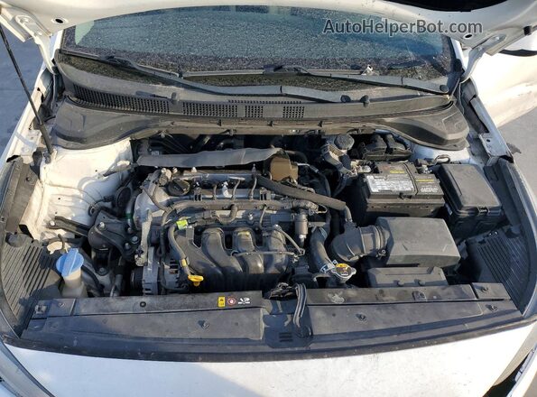 3KPC24A31KE045160 2019 HYUNDAI ACCENT White Widok wnętrza z tyłu