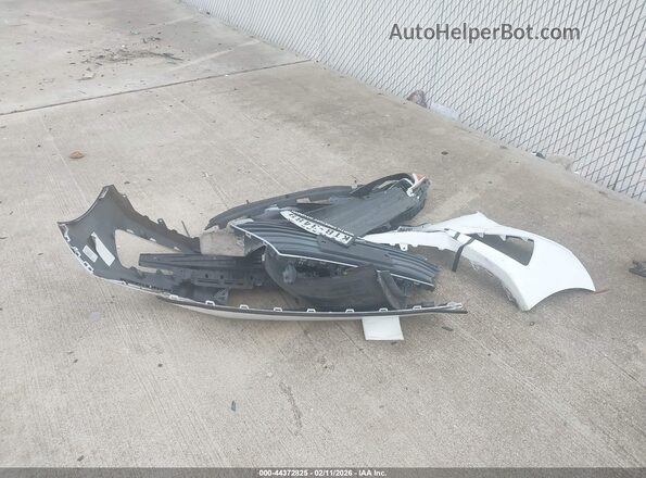 3KPC24A32JE012375 2018 HYUNDAI ACCENT Белый Вид щитка приборов