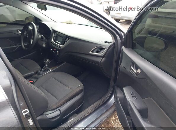 3KPC24A33KE087409 2019 HYUNDAI ACCENT Серый Вид салона спереди