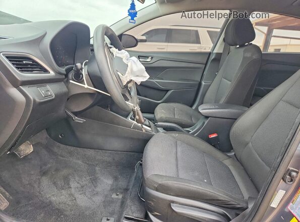 3KPC24A3XKE087830 2019 HYUNDAI ACCENT Charcoal Front interior view